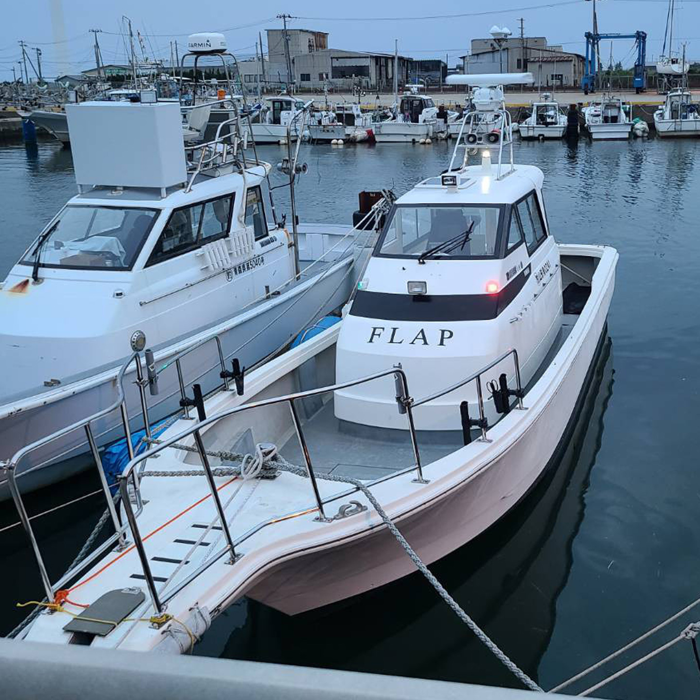 酒田遊漁船 フラップ